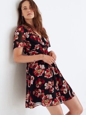 Madewell Tulip-Sleeve Mini Dress in French Rose